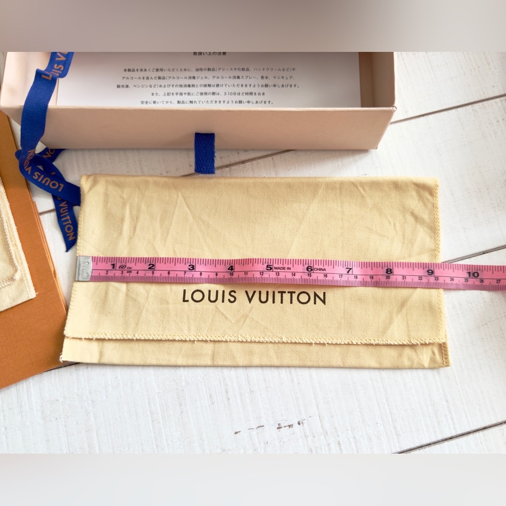 Louis Vuitton Long Wallet Box, Dust Bag, Tag & Ribbon + Paper Shopping Bag - Picture 3 of 11
